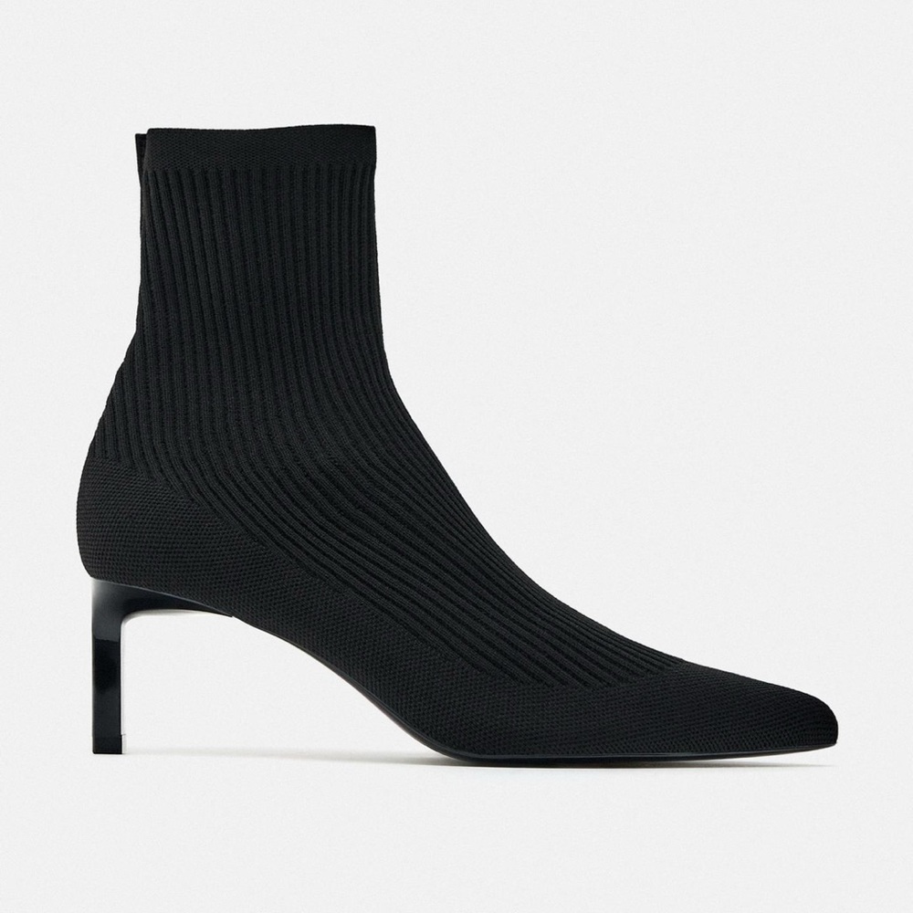 Mid height black ankle boots